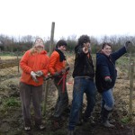 Des volontaires au jardin!