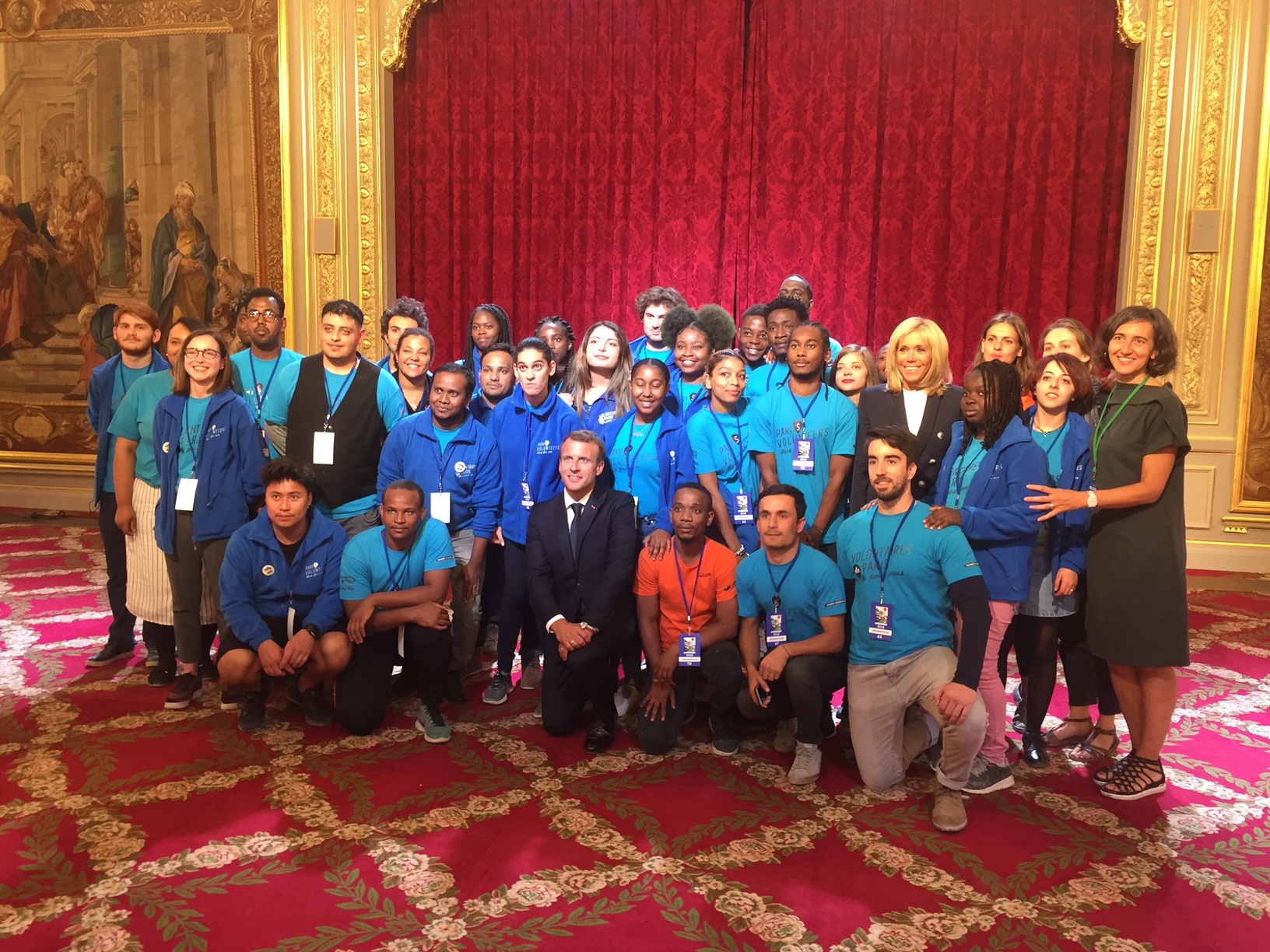 A L’OCCASION DES JOURNÉES DU PATRIMOINE, LE PRÉSIDENT DE LA RÉPUBLIQUE VALORISE L’ENGAGEMENT DE 60 JEUNES VOLONTAIRES EN SERVICE CIVIQUE